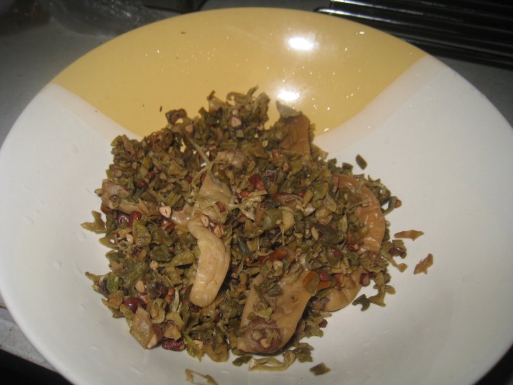 醃豆角干炒腊肉步骤1