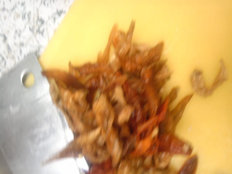豆腐儿菜炖腊肉步骤1
