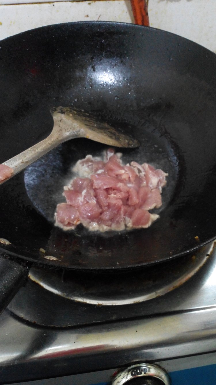 空心菜杆炒肉步骤4