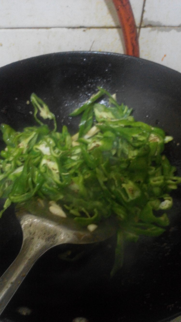 老干妈版辣椒炒肉步骤8