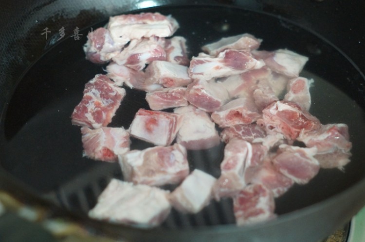 腊八豆蒸排骨步骤2