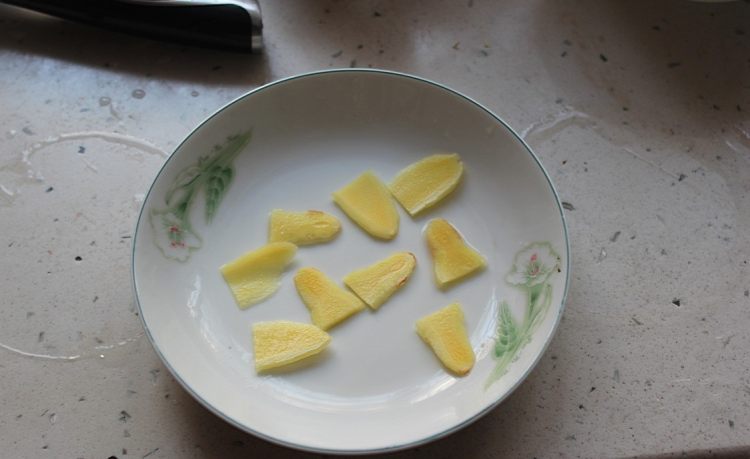 简易版蒸草鱼步骤2