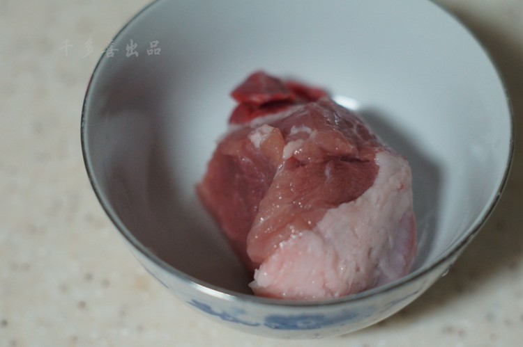 酸豆角蒜苗炒肉末步骤2