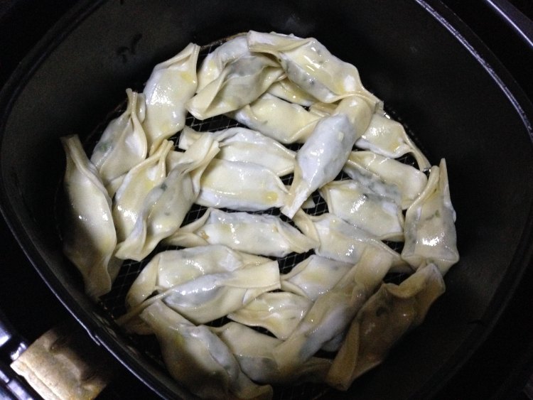 油炸糖果馄饨步骤10