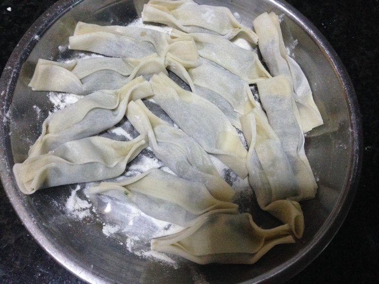 油炸糖果馄饨步骤8