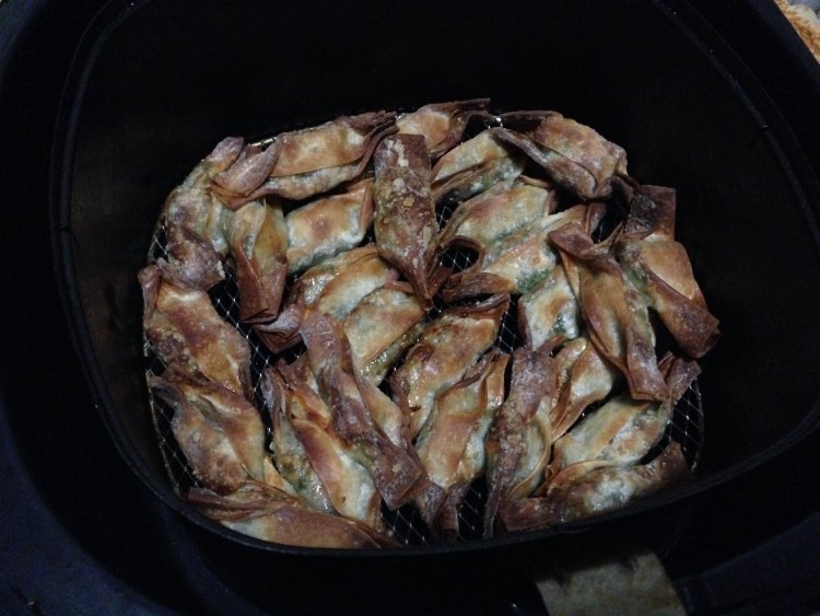 油炸糖果馄饨步骤12