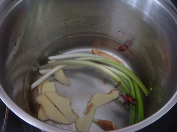 酱香肥肠步骤10