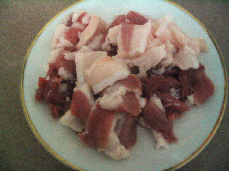 小炒肉步骤1