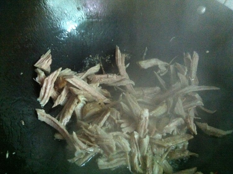 黑豆豉手撕肉步骤4