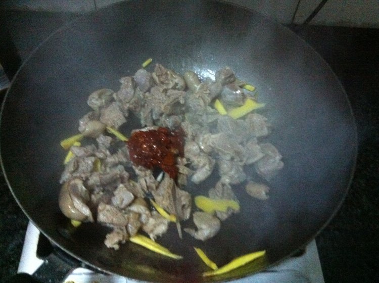 羊肉萝卜煲步骤7