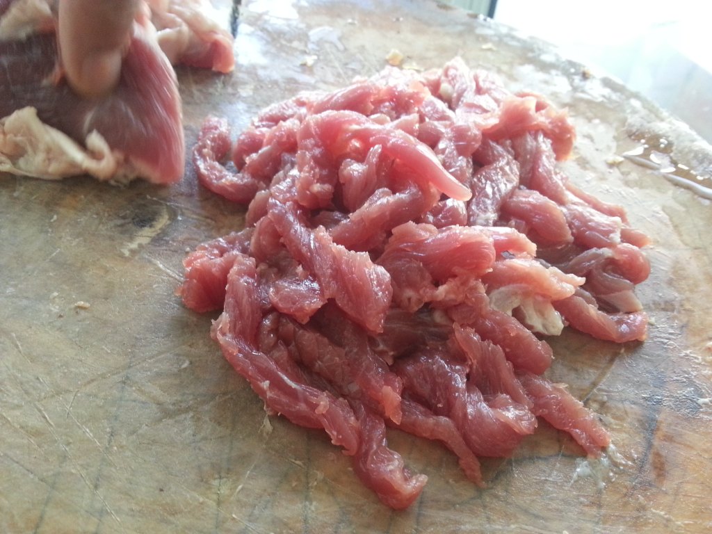 小米椒炒牛肉步骤1