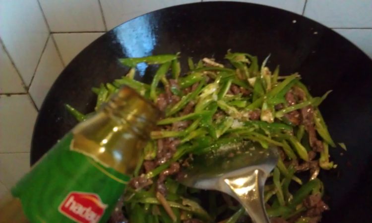 尖椒牛肉丝步骤7