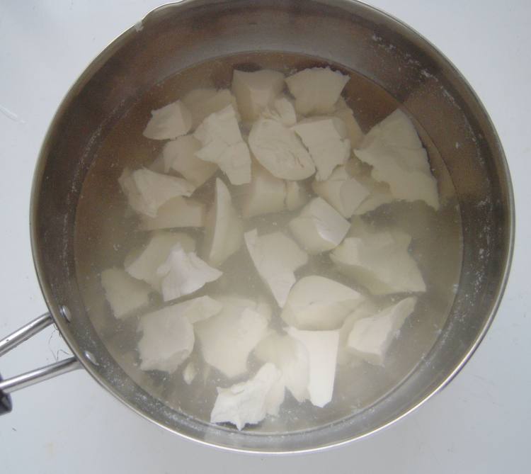 辣酱肉末煨豆花步骤7