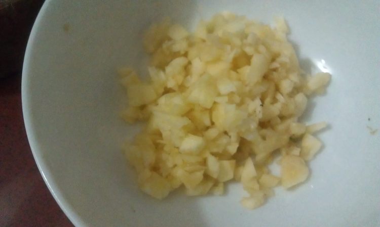 青椒皮蛋豆腐步骤7