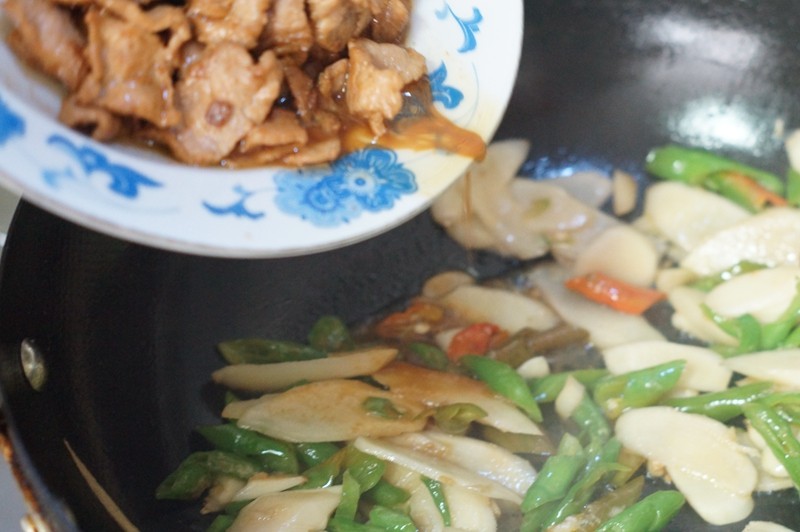 子姜炒肉片步骤9