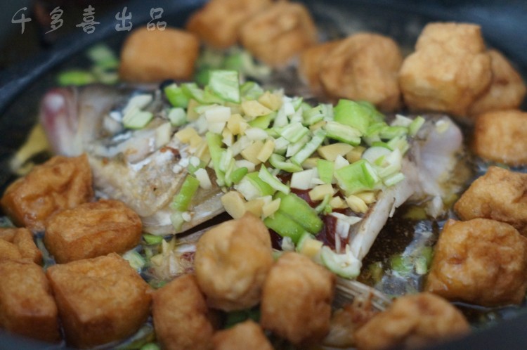 油豆腐焖鱼头步骤9