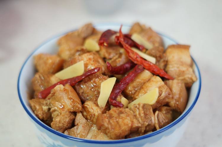 腐乳油豆腐蒸肉步骤8