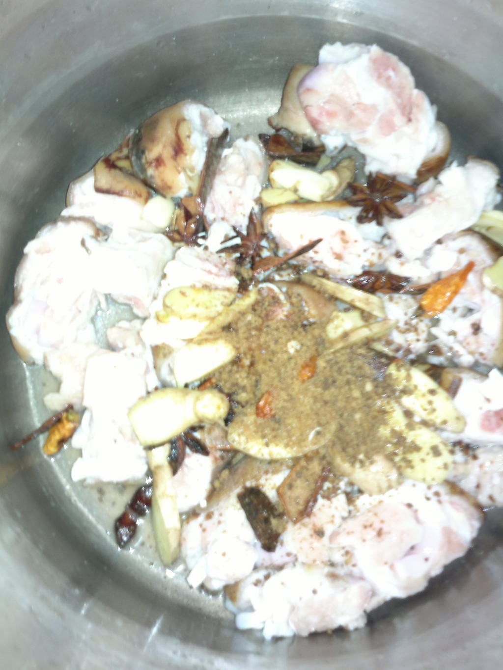 干笋炖猪脚步骤4