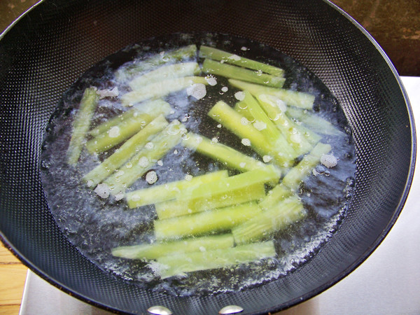 口味莴笋条步骤4