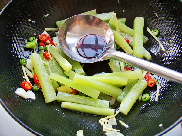 口味莴笋条步骤8