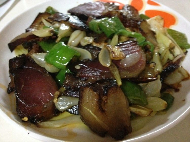 茭头炒腊肉——舌尖上步骤6