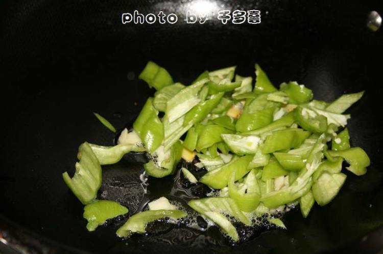 腊味合炒步骤5