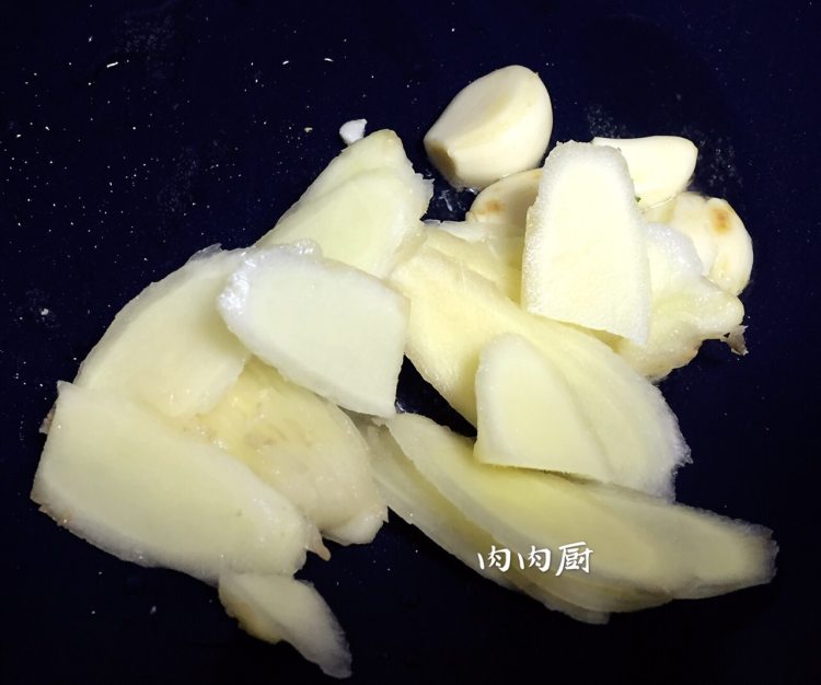 花雕嫩姜仔鸭煲步骤7