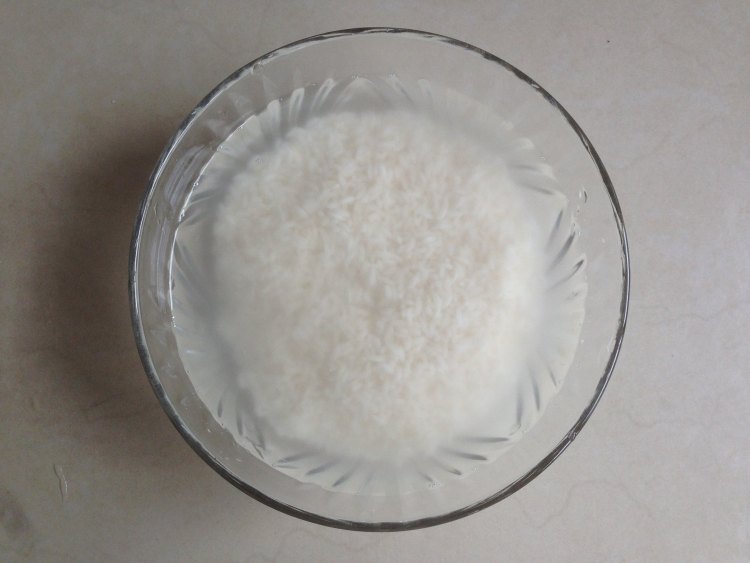 面包机版排骨饭步骤1