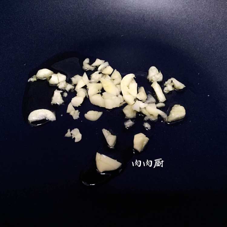 腐乳炒通心菜步骤4