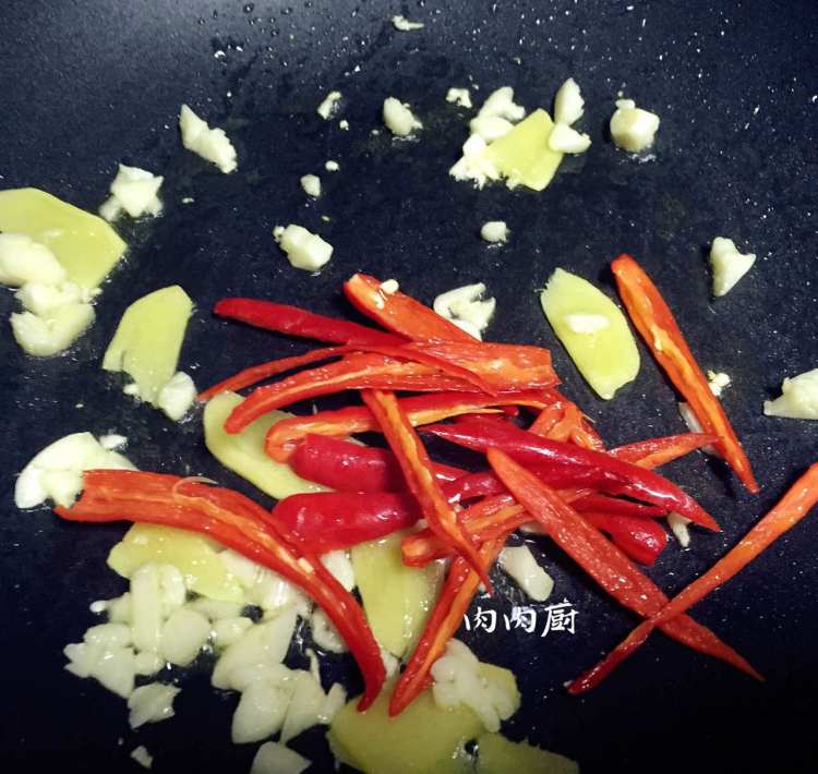 腐乳炒通心菜步骤6