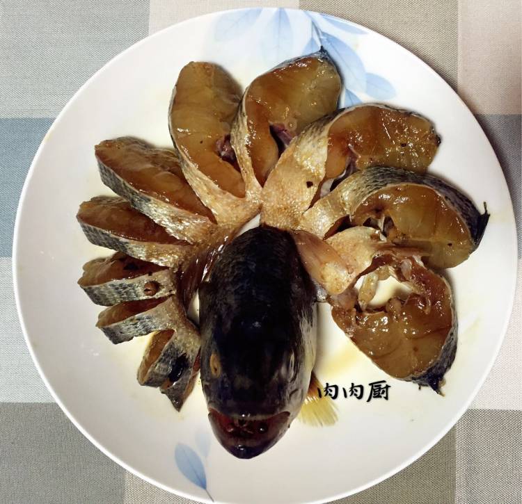 清蒸鲈鱼步骤6