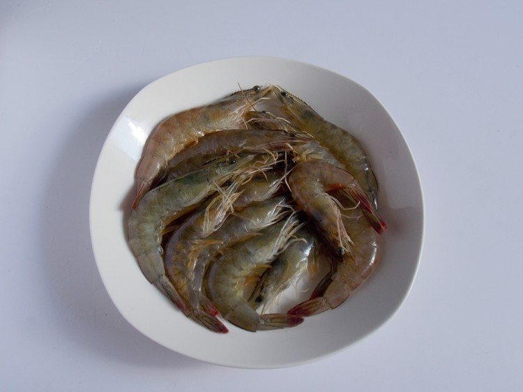红焖大虾步骤1
