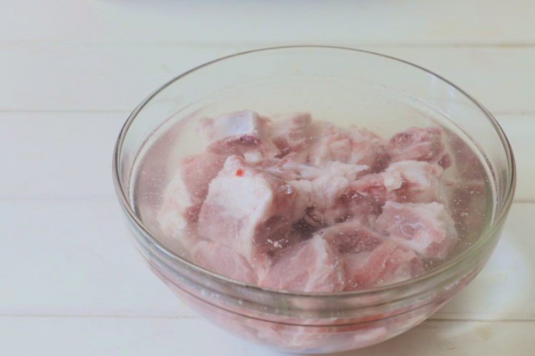 电饭煲【豉汁排骨饭】步骤1