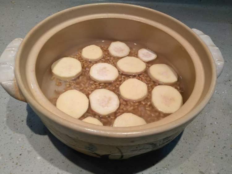 小麦胚芽煲仔饭步骤5