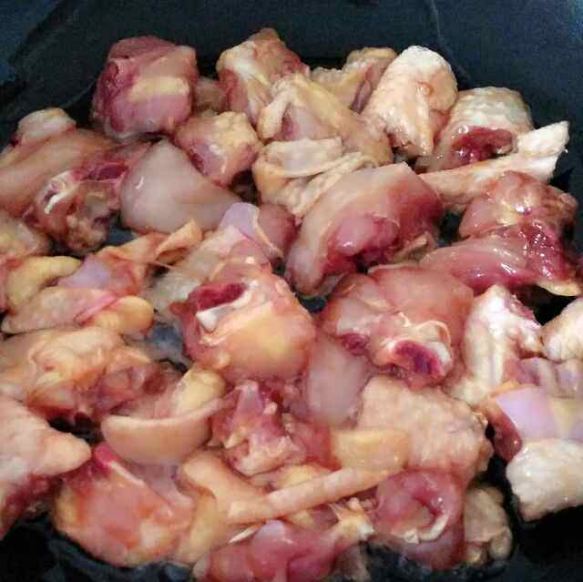 鲍汁焖鸡步骤4