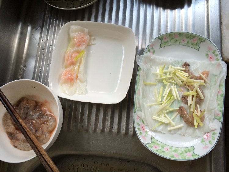 虾仁生菜肠粉步骤11