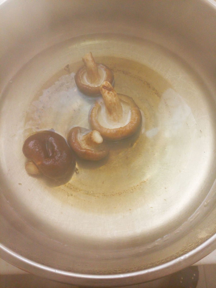 风干肠煲仔饭步骤9