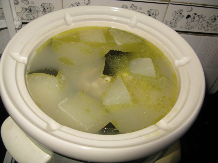 冬瓜薏米猪大骨汤步骤6