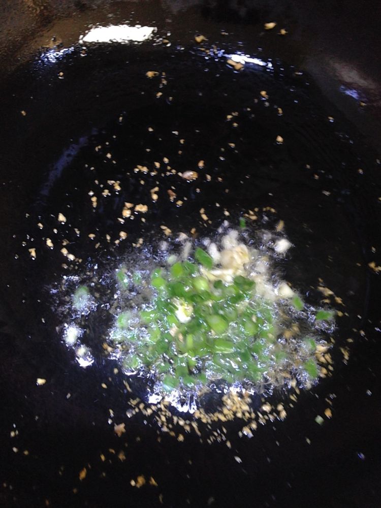 金蒜蚝油菜心步骤7