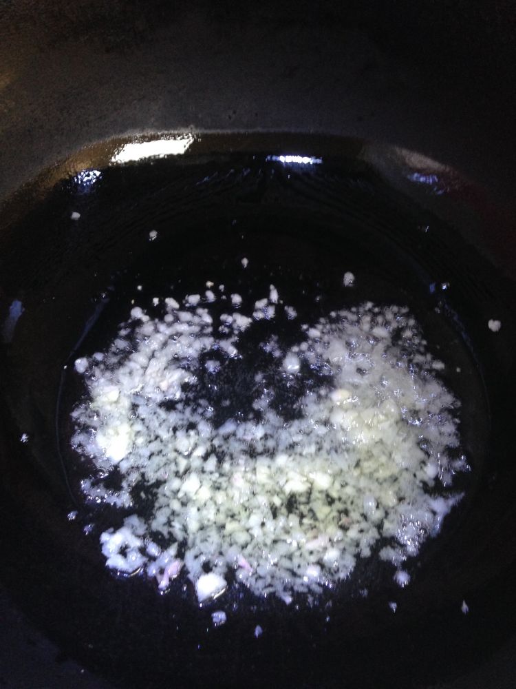 金蒜蚝油菜心步骤5
