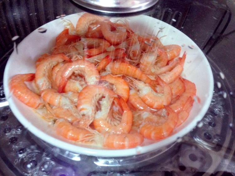 清蒸蒜香虾#多效护理步骤8