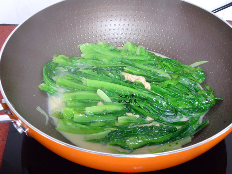 腐乳炒油麦菜步骤7