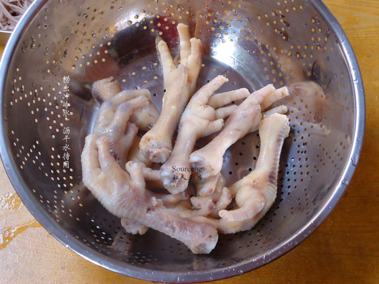 蒸虎皮凤爪步骤3