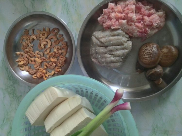 东江豆腐煲步骤2