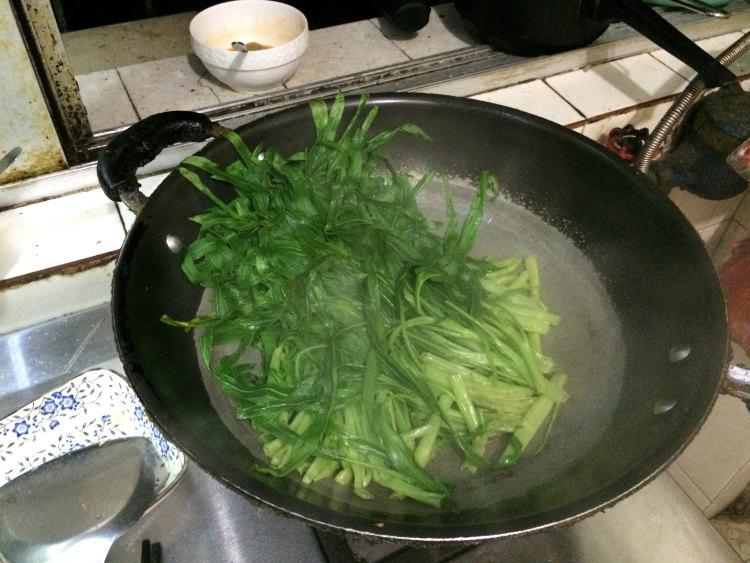 清炒通心菜步骤11