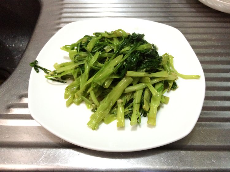 清炒通心菜步骤14