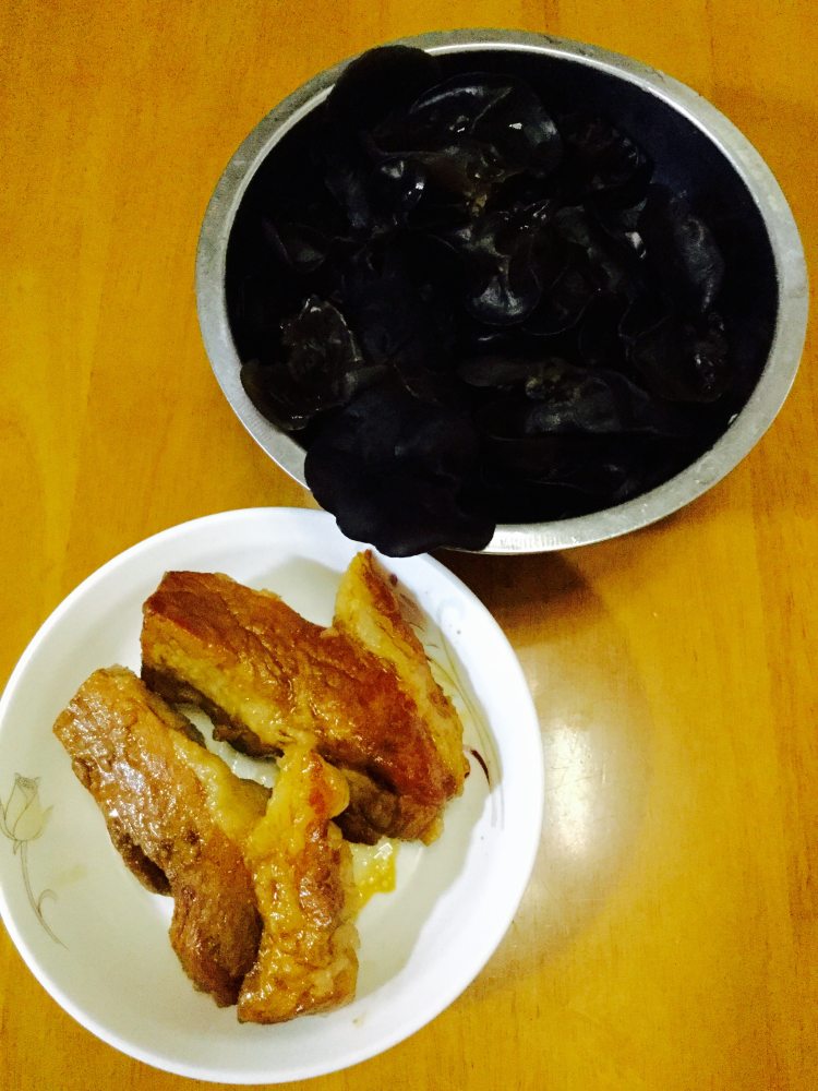 云耳卤肉步骤5