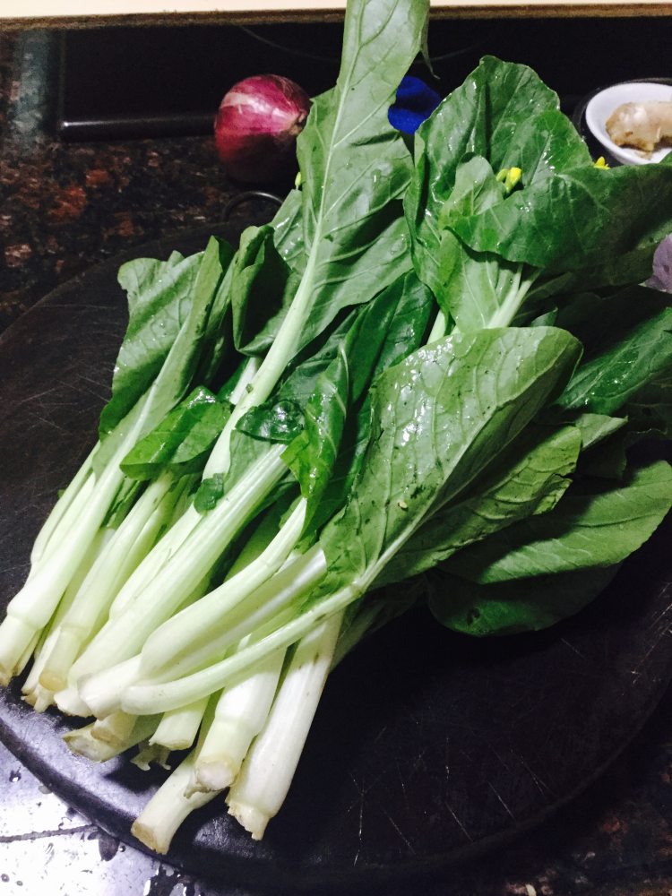 清炒菜心步骤1
