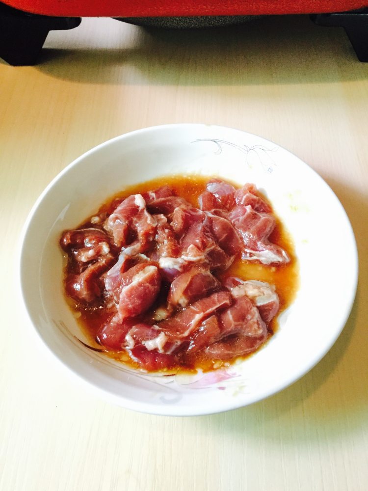 咸菜蒸肉步骤1