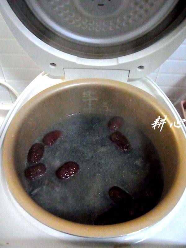 红枣薏米乌鸡汤步骤3